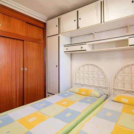 Aparmento Eolo Apartment Бенидорм Екстериор снимка