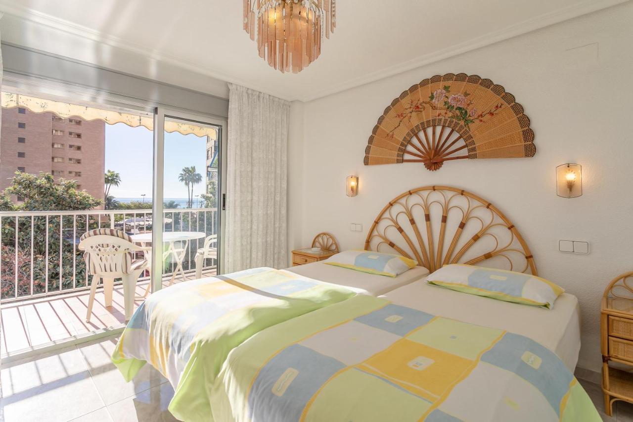 Aparmento Eolo Apartment Бенидорм Екстериор снимка