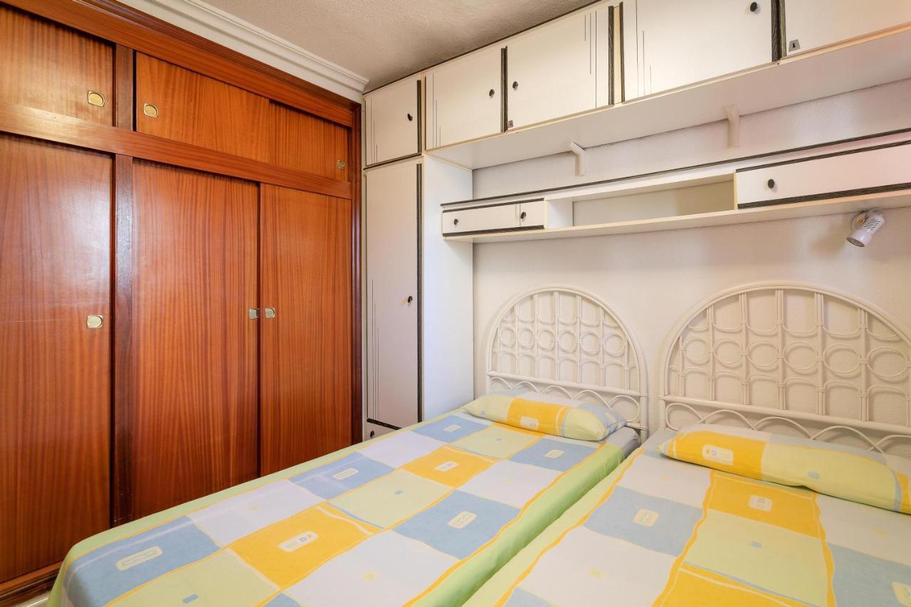 Aparmento Eolo Apartment Бенидорм Екстериор снимка