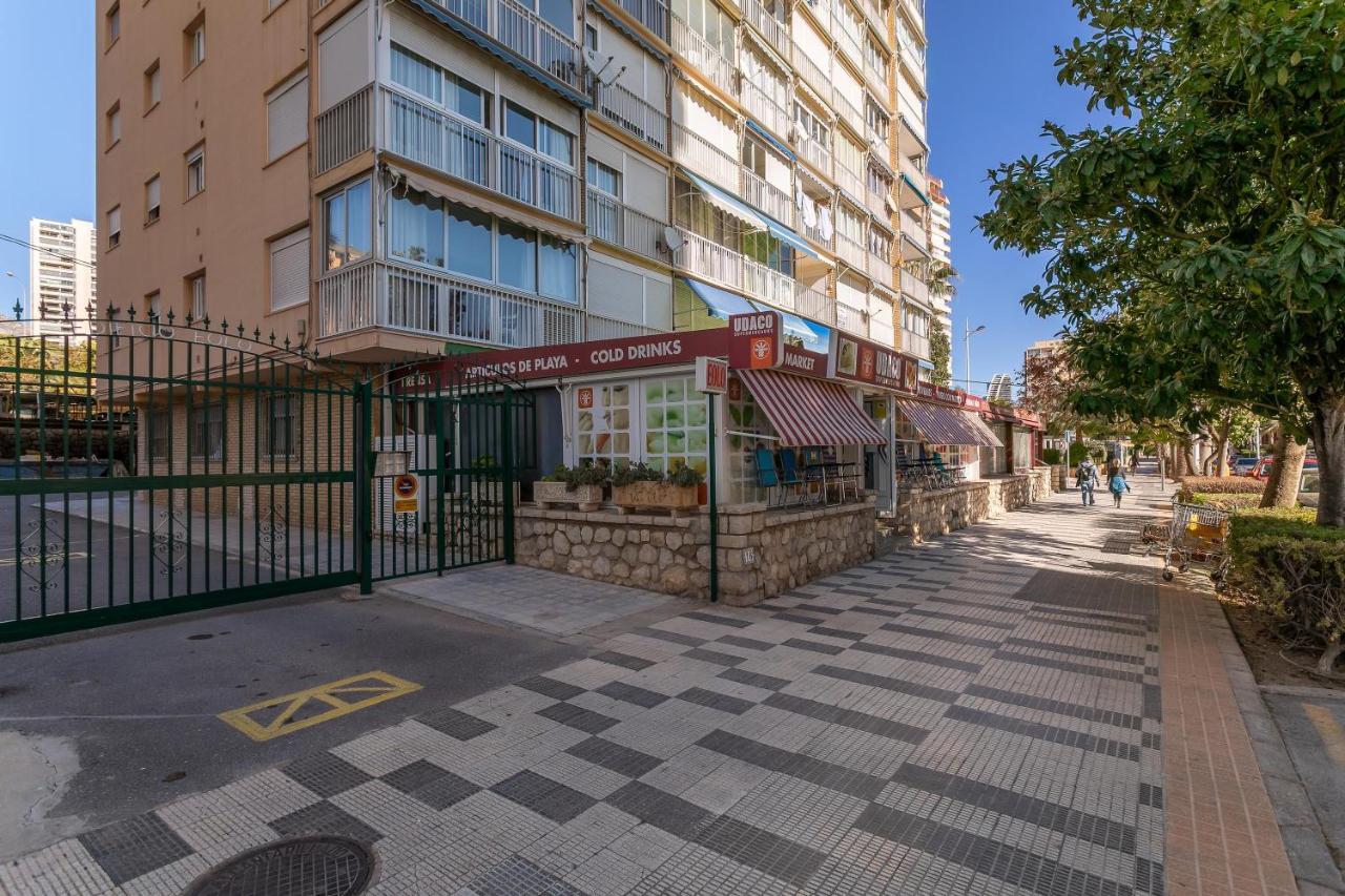 Aparmento Eolo Apartment Бенидорм Екстериор снимка